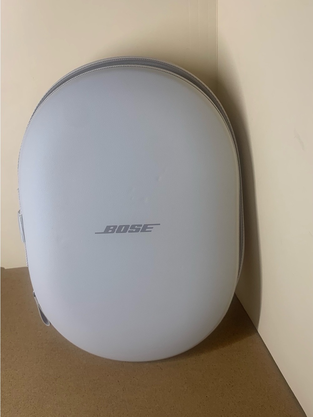 Bose Light Gray Hard Shell Headphone Case